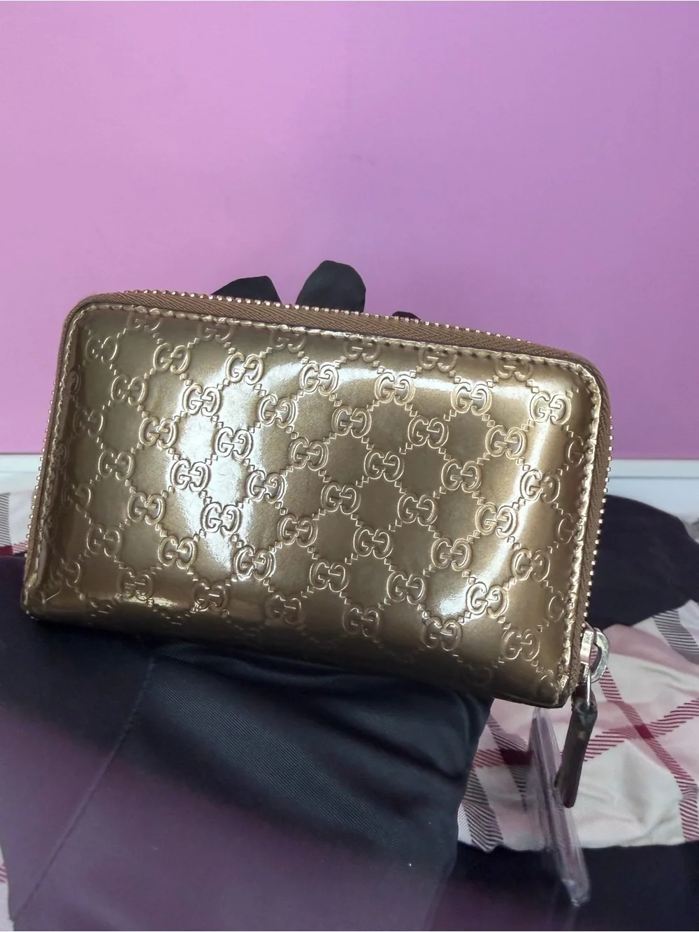 Gucci Bronze Metallic GG Embossed Zip Card Case wallet - Picture 2 of 5